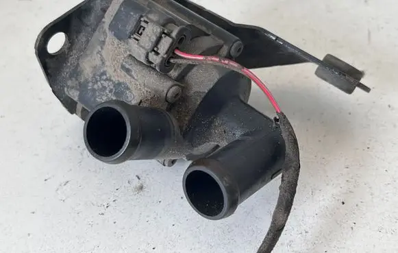 BMW 5 F10 F11 Electric auxiliary coolant/water pump 17669711 704077110 9230235