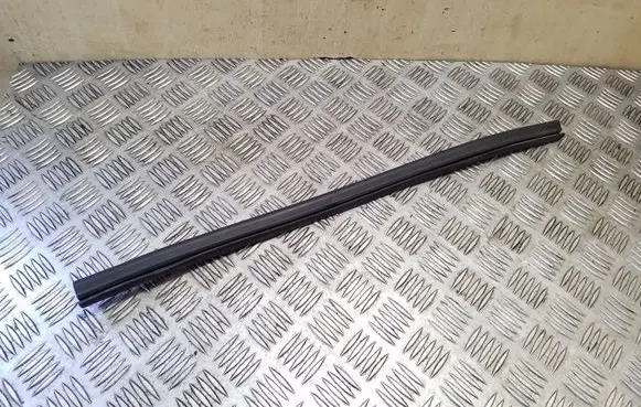 BMW X5 E70 Engine compartment rubber 