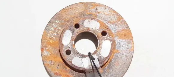 Mazda 2 Front brake disc ventiliuojamas