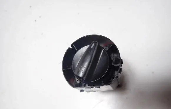 Volkswagen PASSAT B5.5 Light switch 1C0941531A
