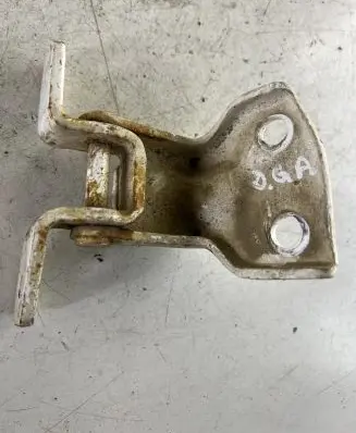 Ford Ranger Rear door lower hinge