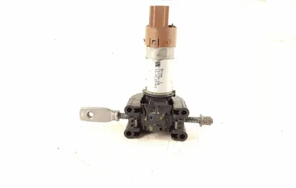 Mercedes-Benz C AMG W205 Seat adjustment motor C11726-106 12.10.15-N-S