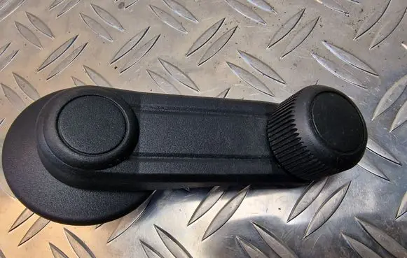 Mercedes-Benz A W169 Rear door window winding handle A1697600002