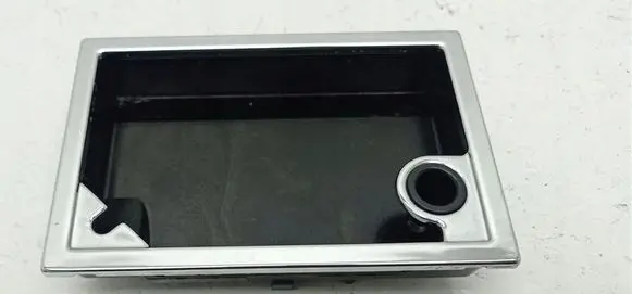 Volkswagen Touareg I Car ashtray