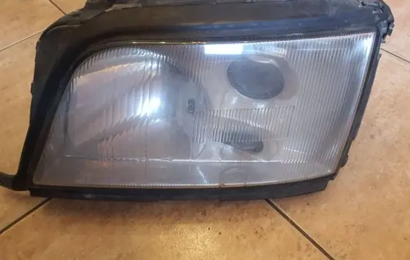 Audi A6 S6 C4 4A Headlight/headlamp 14050502LI