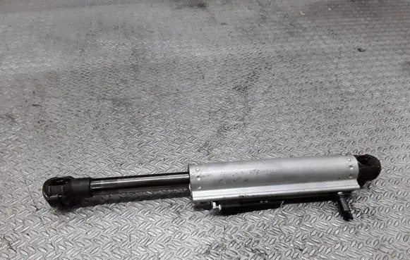Volkswagen Eos Convertible roof main ram cylinder 2062030B
