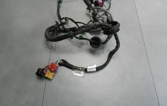 Volkswagen Phaeton Front door wiring loom/harness boot 3D1971121AC