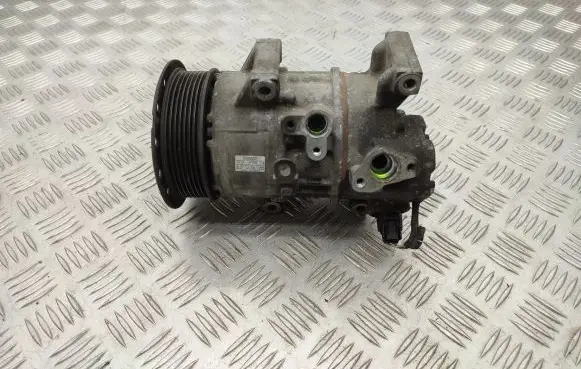 Toyota RAV 4 (XA30) Air conditioning (A/C) compressor (pump) 4472601254