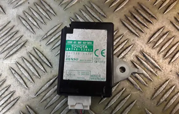 Lexus IS 220D-250-350 Other devices 8974053052