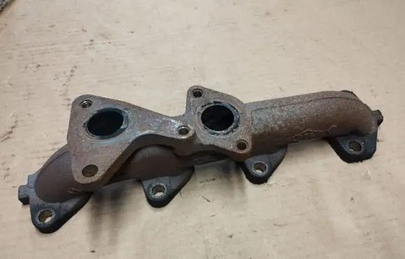 Nissan Qashqai Exhaust manifold 574232