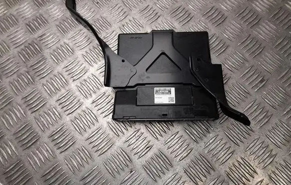 Lexus ES VII XZ10 Engine control unit/module 8998133710