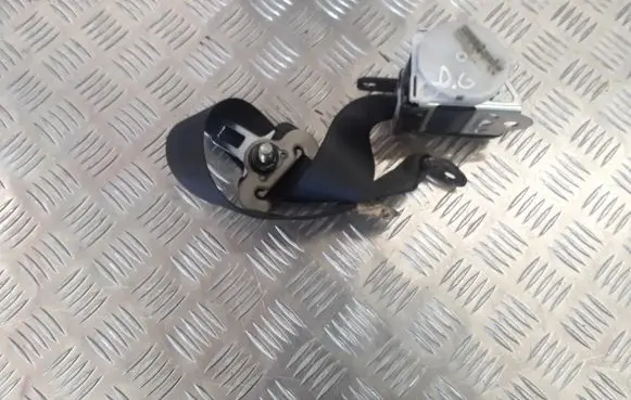 Nissan Note (E12) Rear seatbelt G213