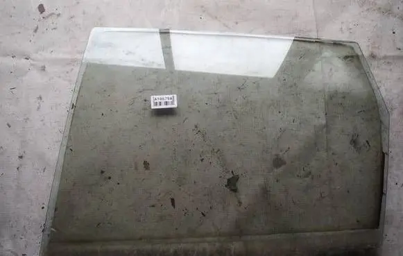Honda Jazz Rear door window glass as2