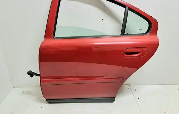 Rear door