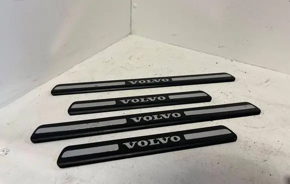Volvo S80 Rear sill trim cover 8659961 8659960