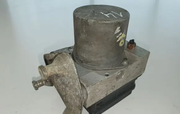 Mercedes-Benz Vito Viano W639 ABS Pump A0084316212 0265252156