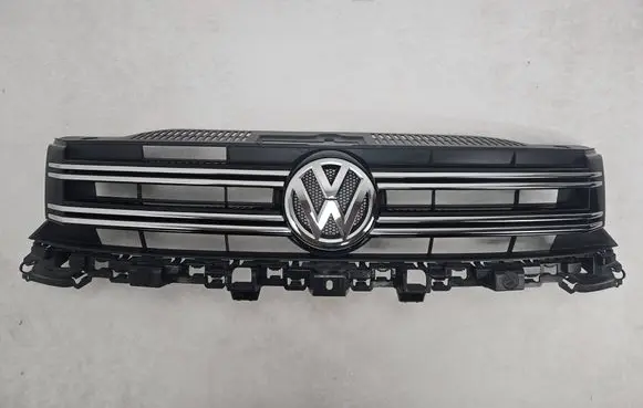 Volkswagen Tiguan Front bumper upper radiator grill 5NO853653F