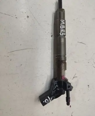 Mercedes-Benz R W251 Fuel injector A6420700587 0445115027