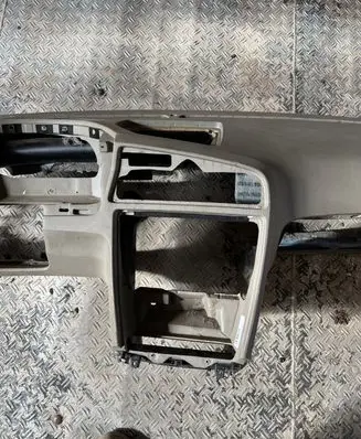 Volvo XC70 Dashboard 39873730 FA04258H