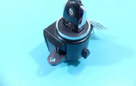 Volkswagen Touareg II Ignition lock 7P6905843B IMPRK1334248