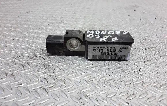 Ford Mondeo Mk III Airbag deployment crash/impact sensor 1S7T14B342AD