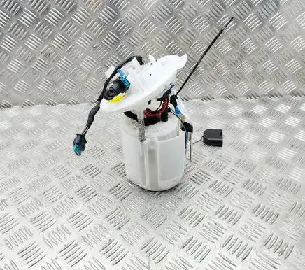 Mercedes-Benz C W205 In-tank fuel pump A2054704700