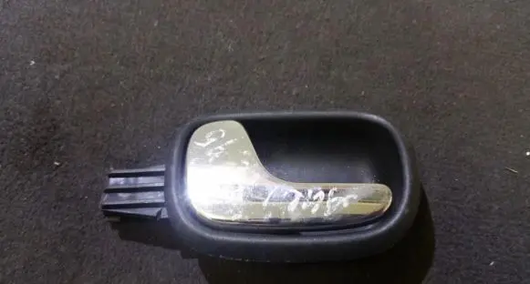 Rear door interior handle