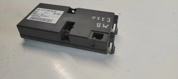Mercedes-Benz E W211 Seat control module A3118203626