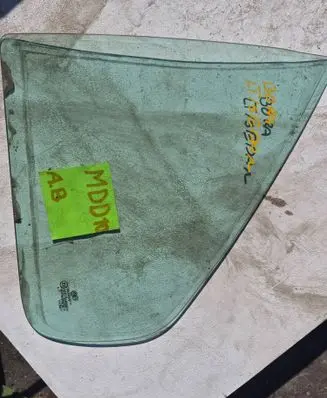 Volkswagen Bora Rear vent window glass 43R00088880 DOT36AS2M24