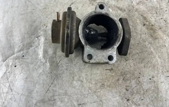 Toyota Land Cruiser (HDJ90) EGR valve 2580030010 1013970660