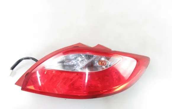 Mazda 2 Rear/tail lights D65151150