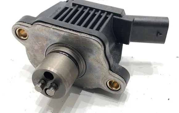 Audi Q3 F3 Other exterior part 04E906048A