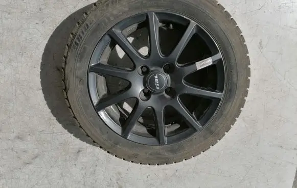 Toyota Yaris R15 alloy rim KBA47503