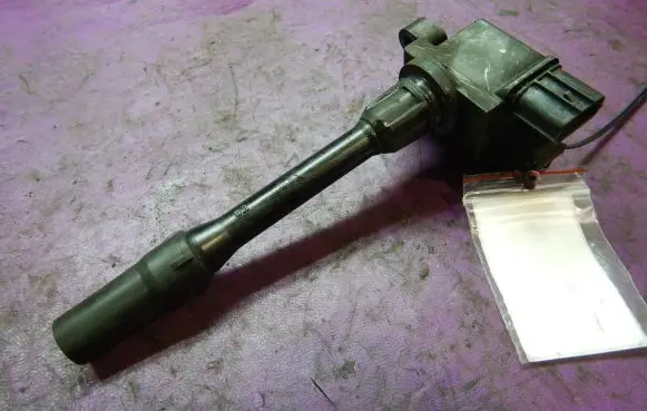 Mitsubishi Carisma High voltage ignition coil H6T12271