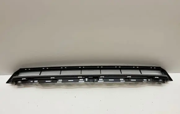 Audi A5 Front bumper lower grill 8W6807683