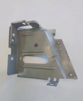 Renault Master III Fender mounting bracket 43G37490R