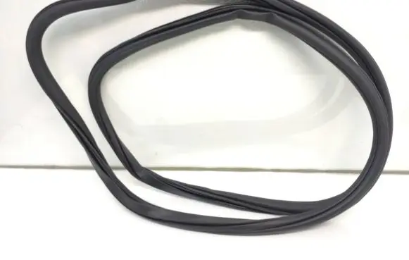 Volkswagen Cross Polo Front door rubber seal 6r4867912