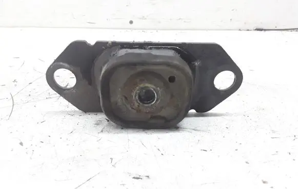 Nissan Micra Engine mount bracket 8200042455