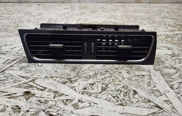 Audi A4 S4 B8 8K Dash center air vent grill 8T1820951B