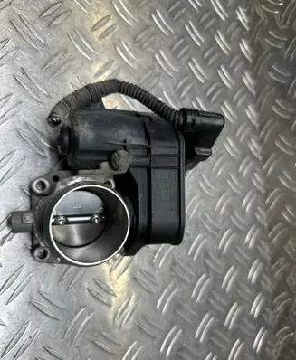 Citroen C4 Cactus Throttle body valve 9801942080 27633K02 7017504