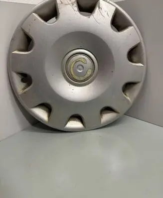 Volkswagen PASSAT B5.5 R15 wheel hub/cap/trim 1J0601147N