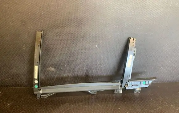 BMW 7 F01 F02 F03 F04 Rear door window curtain/sunshade 00140890