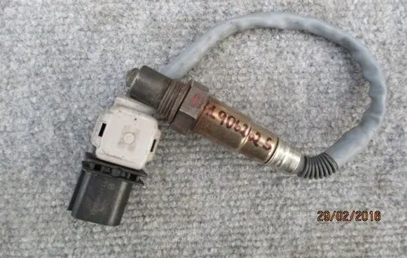 Volkswagen Golf VII Lambda probe sensor AUDI06E906265S
