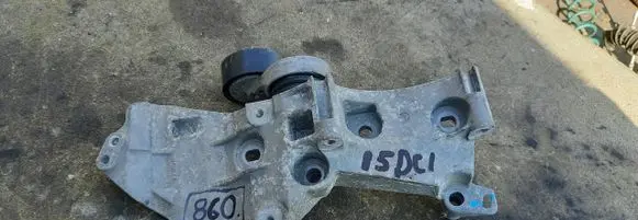 Nissan Qashqai Generator/alternator bracket 8200669494
