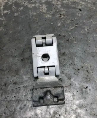 Renault Master III Rear door upper hinge 844009783R