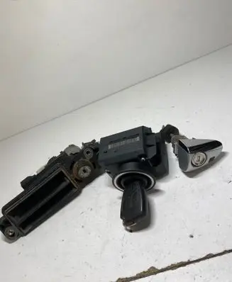 Mercedes-Benz CLK A209 C209 Ignition lock 2095450508 0002568720206154