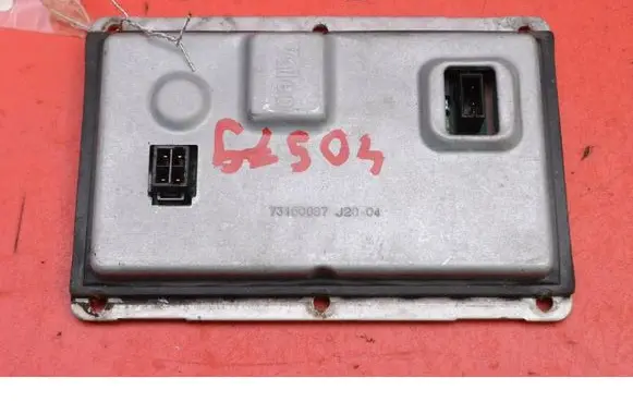 Citroen C5 Voltage converter/converter module 73160087