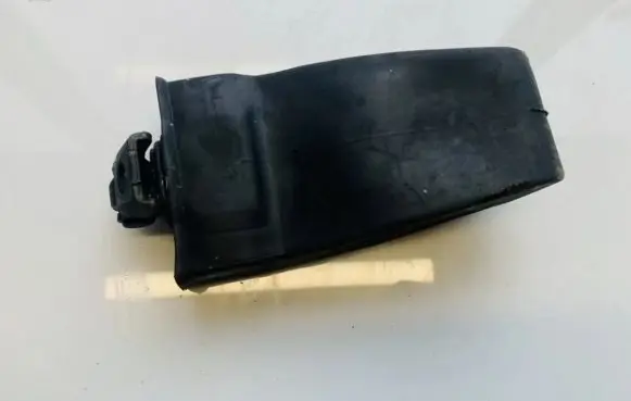 Volkswagen Tiguan Front door check strap stopper 5n0837267