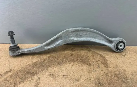 BMW 5 GT F07 Rear control arm 33326779847 6779847