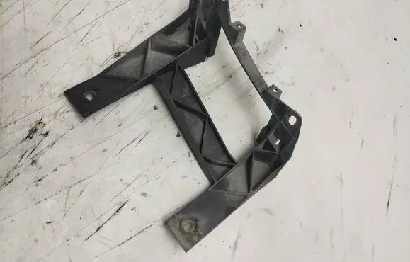 Volkswagen Transporter - Caravelle T5 Headlight/headlamp mounting bracket 1301329421